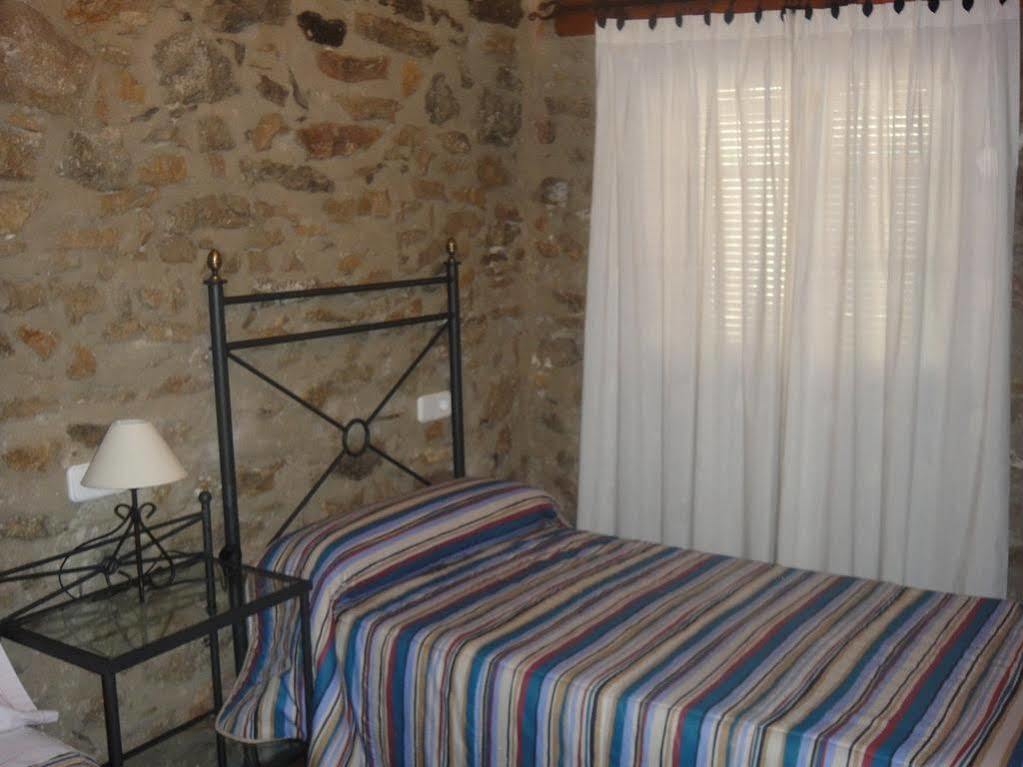 Casa Folch Guest House Castellfort Exterior photo